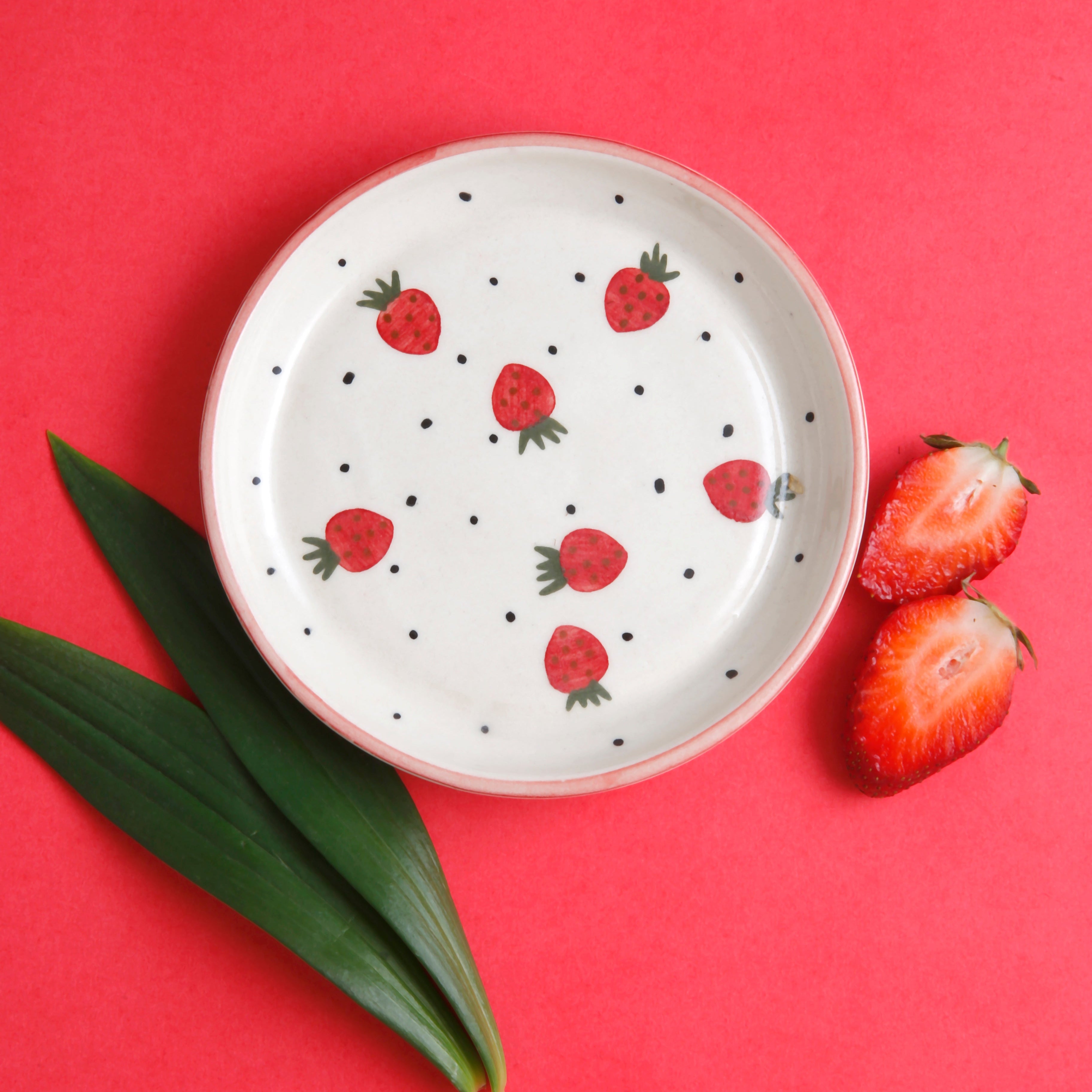 Strawberry Plate - 5 Inch