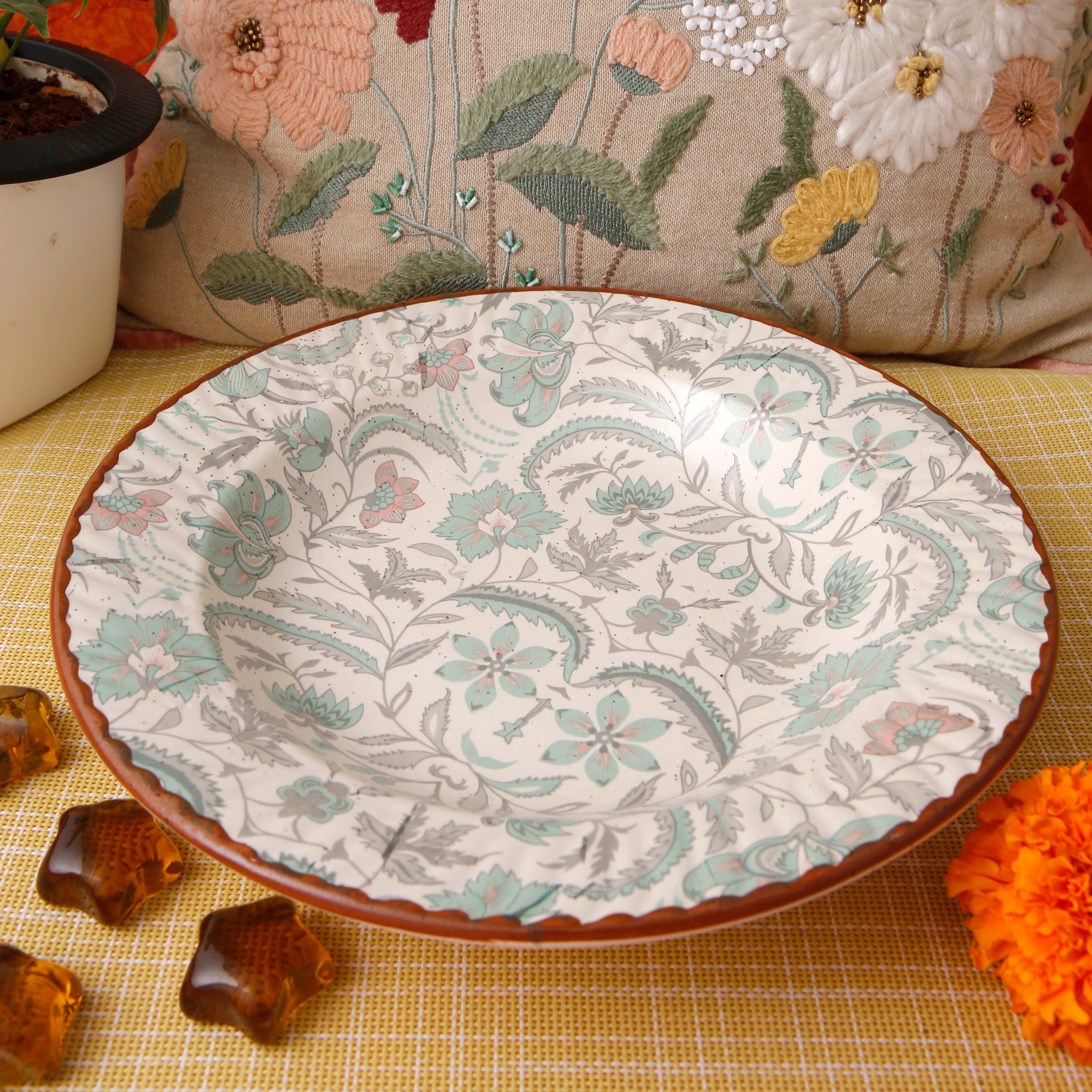 Green Flower Pasta Plate - 9 Inch