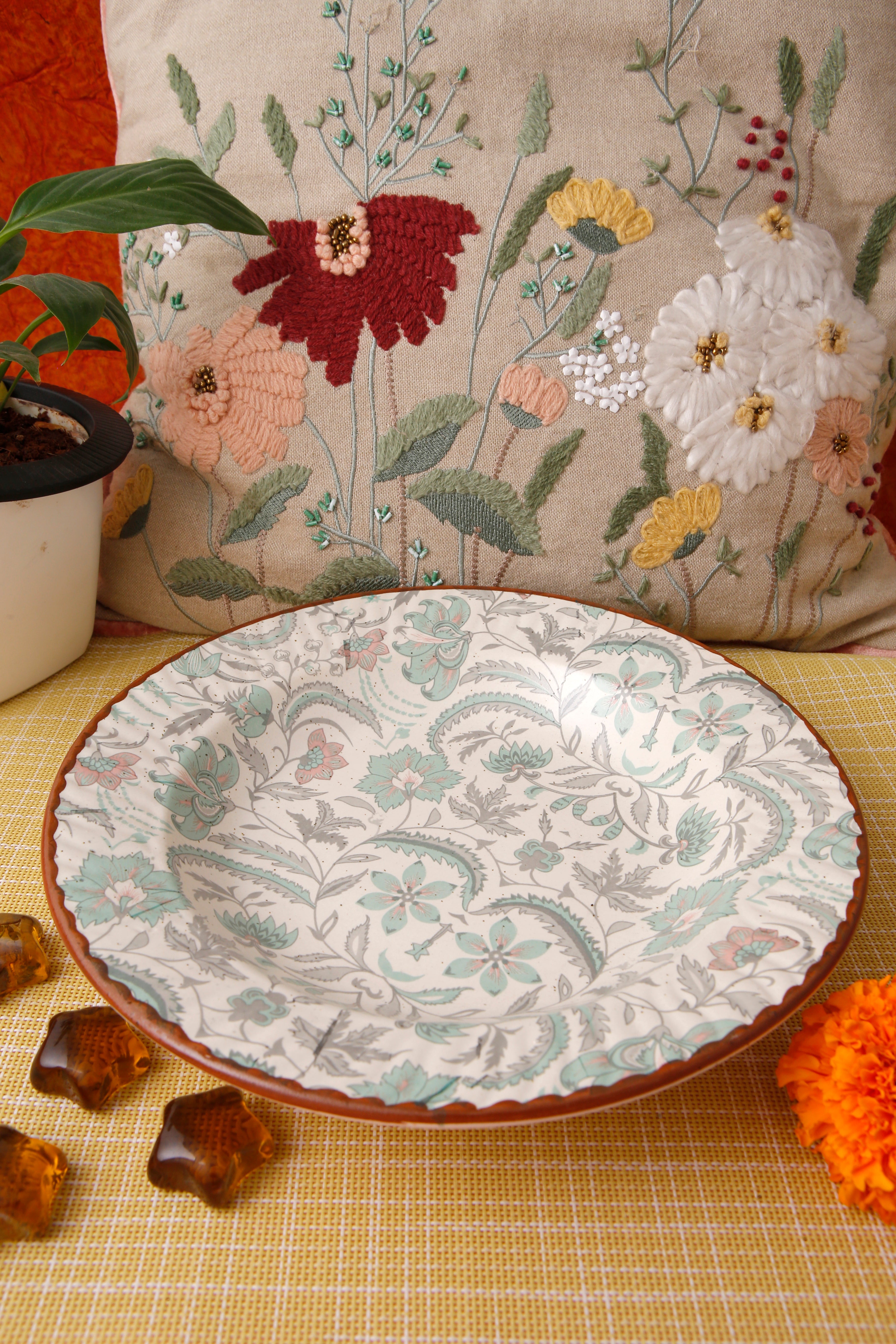 Green Flower Pasta Plate - 7 Inch