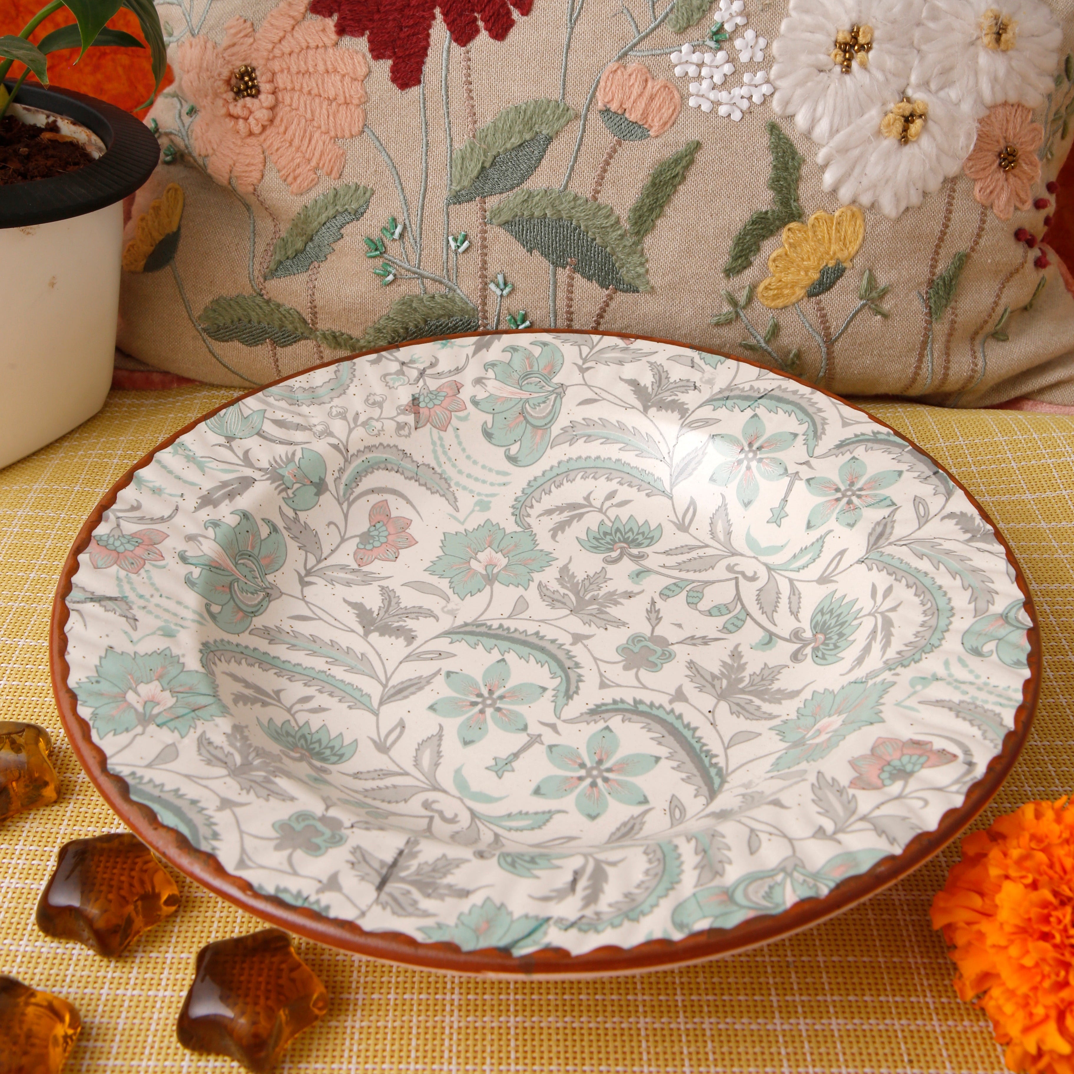 Green Flower Pasta Plate - 7 Inch