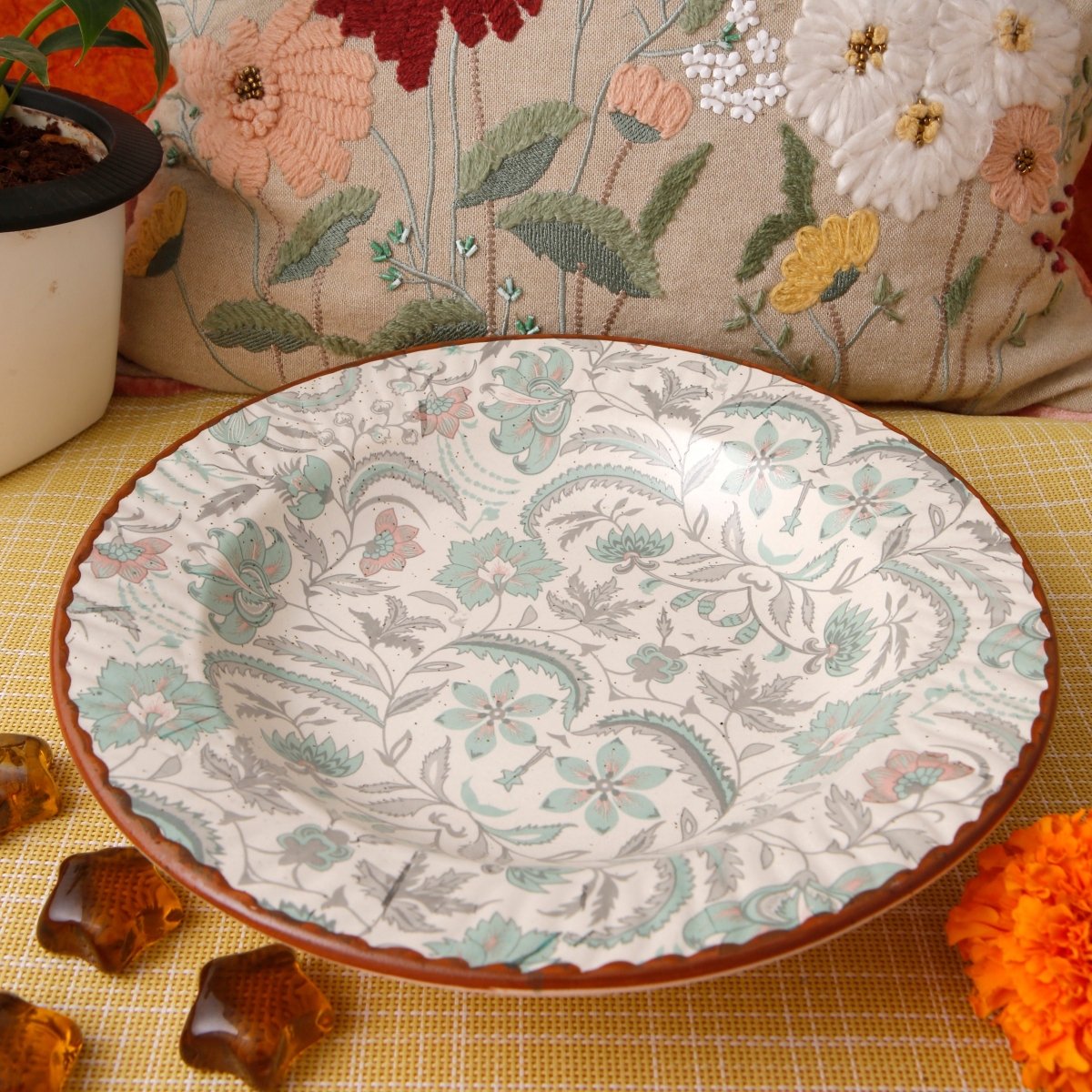 Green Flower Pasta Plate - 7 Inch
