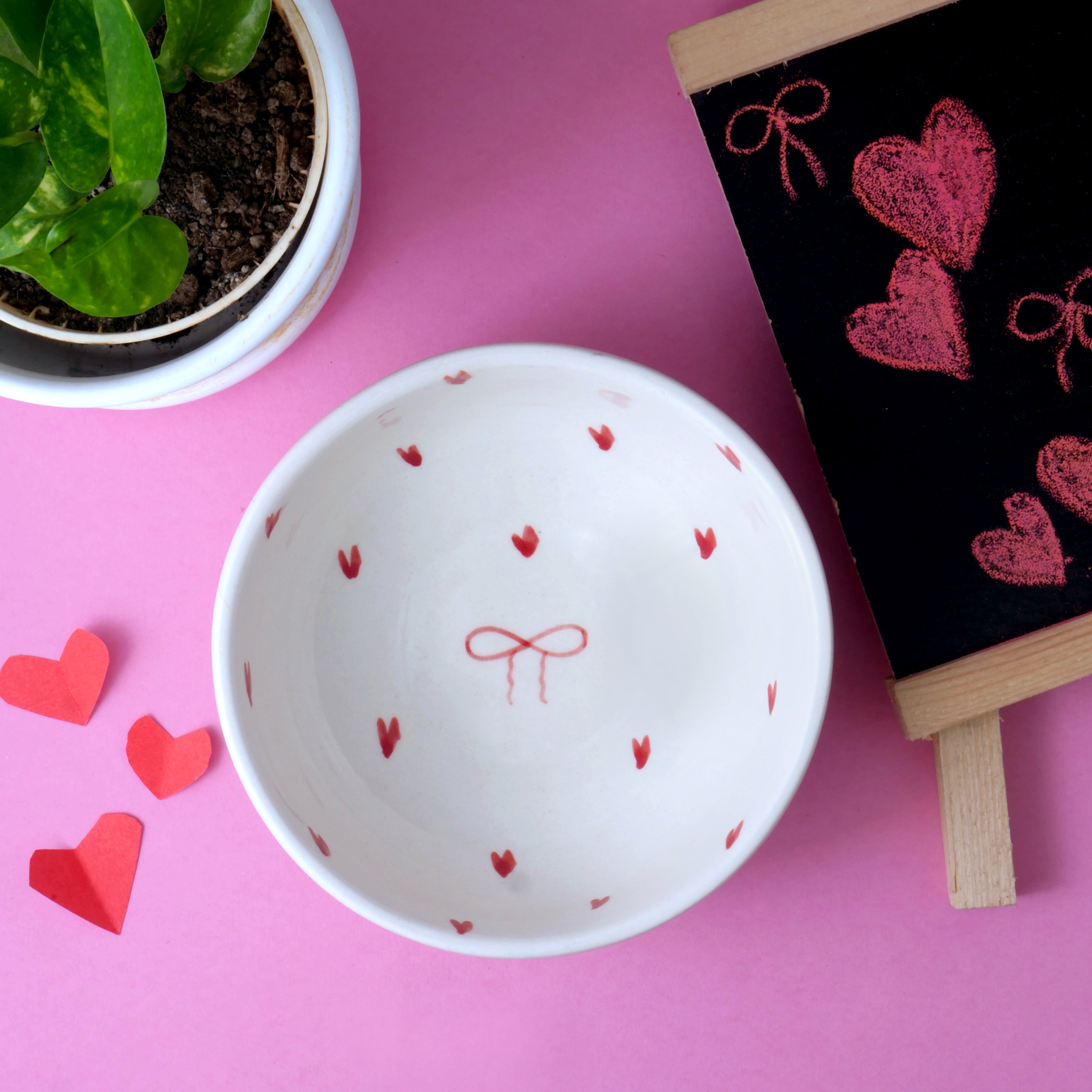 Heart & Bow Fruit Bowl - 5 Inch