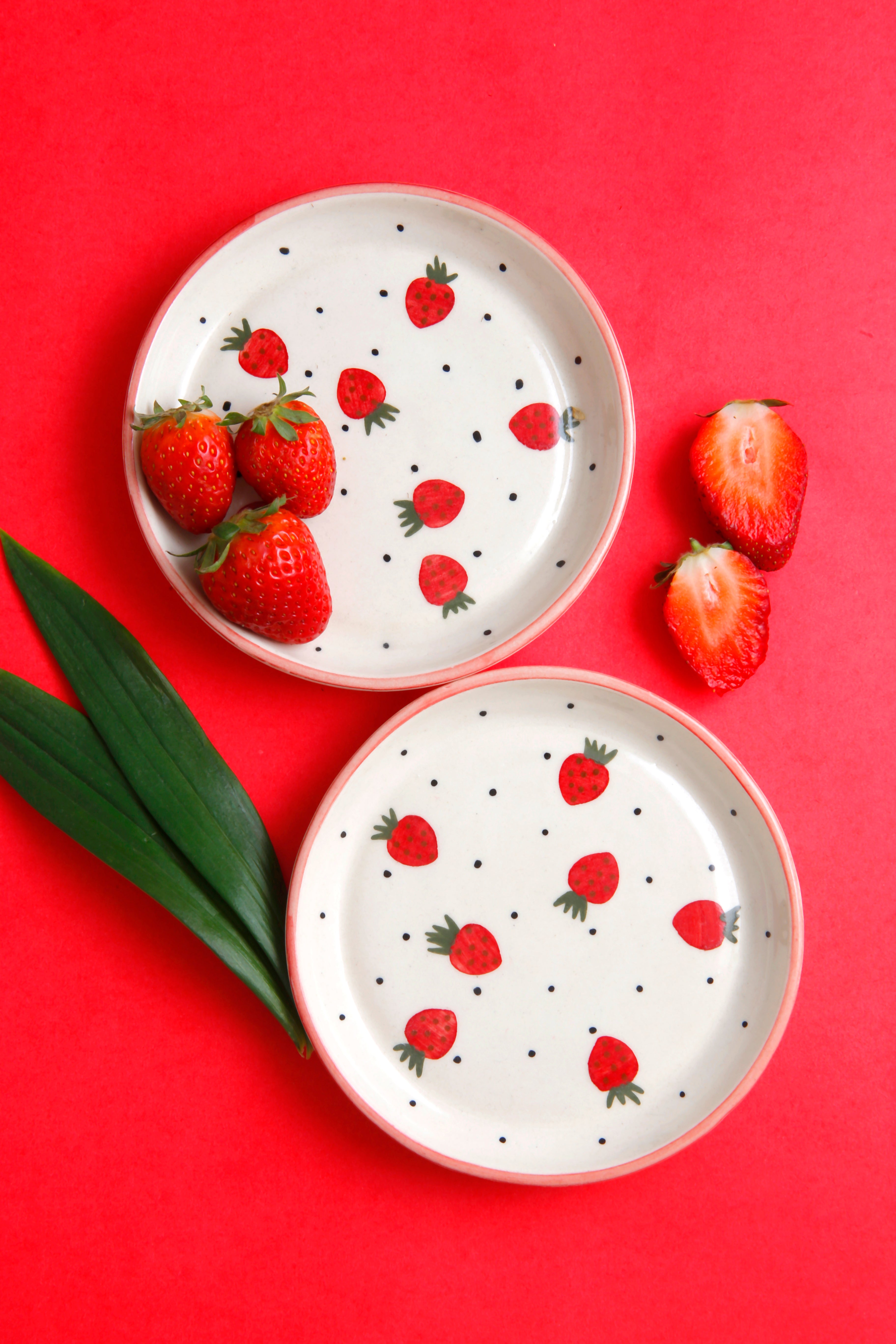 Strawberry Plate - 5 Inch