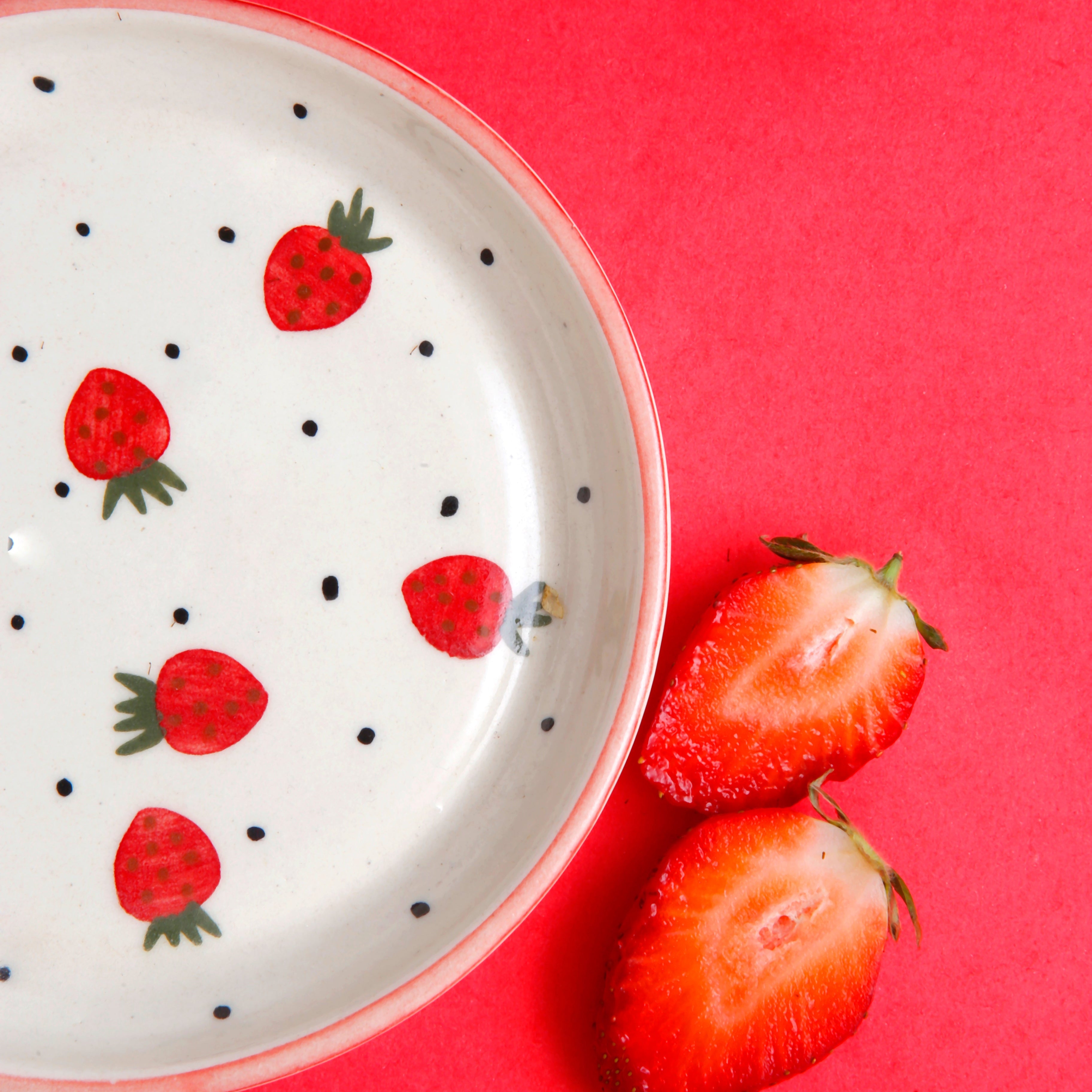 Strawberry Plate - 5 Inch