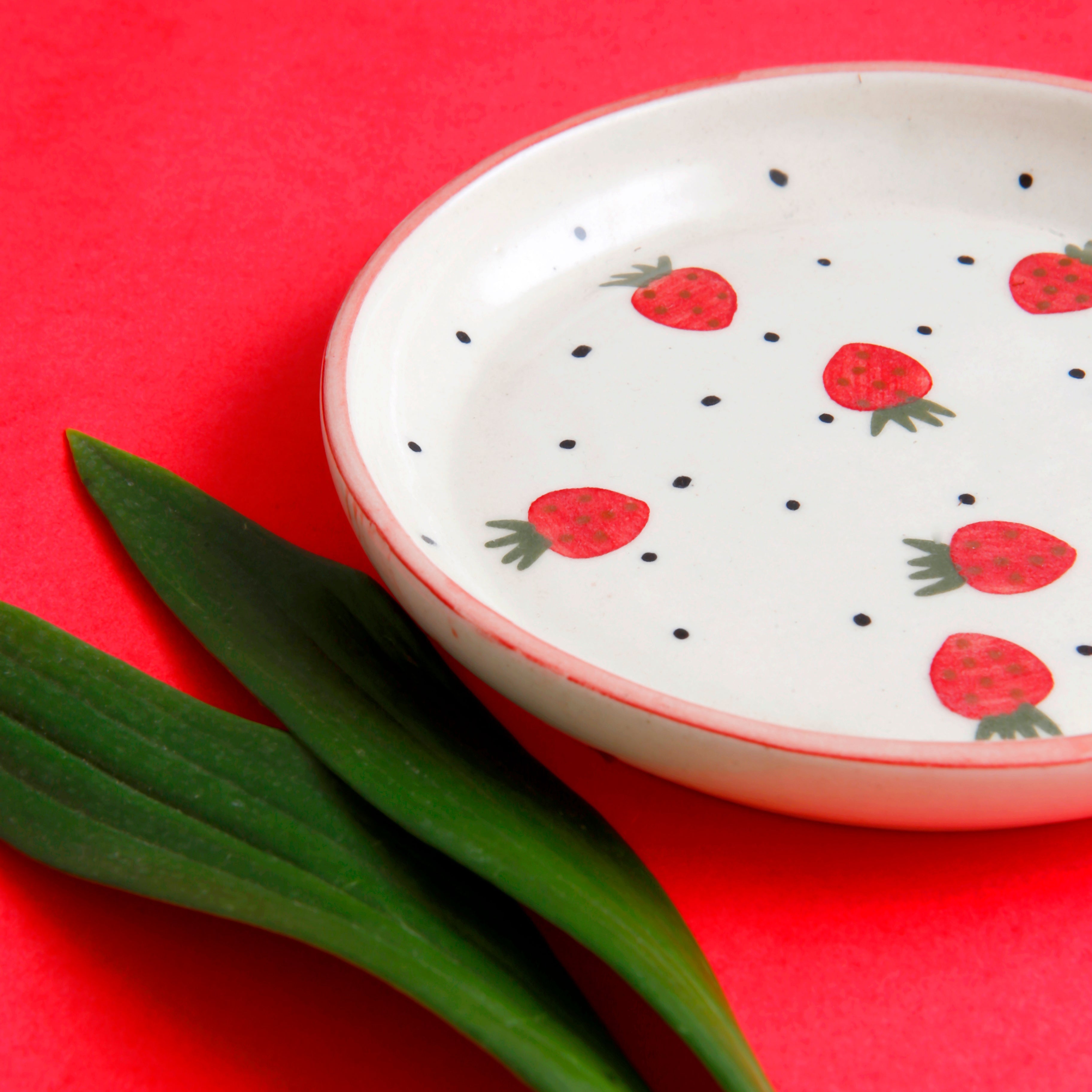 Strawberry Plate - 5 Inch