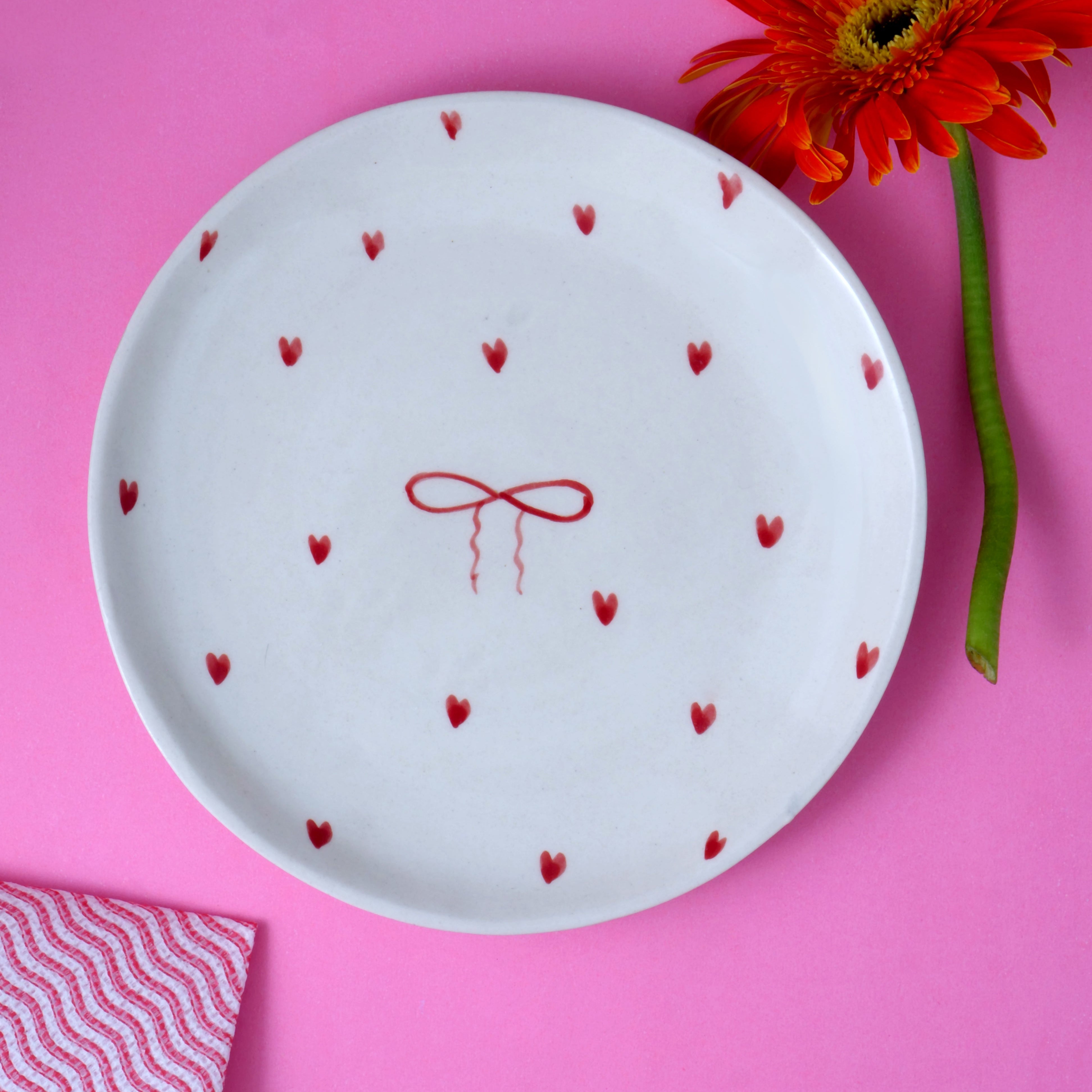 Heart and Bow Quarter Plate - 7 Inch